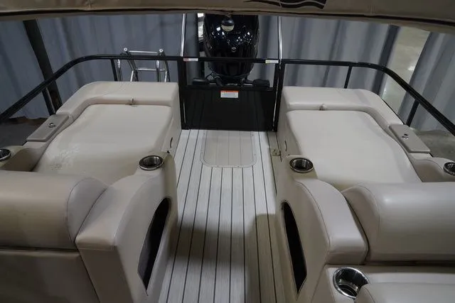 Slide: The Image of SunCatcher Fusion 324SS 2022 - 17