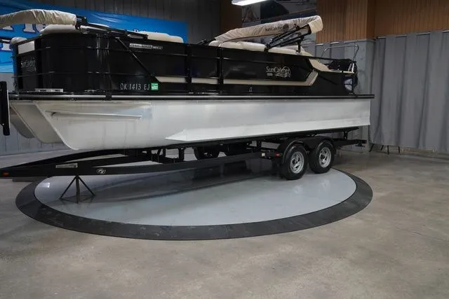 Slide: The Image of SunCatcher Fusion 324SS 2022 - 2