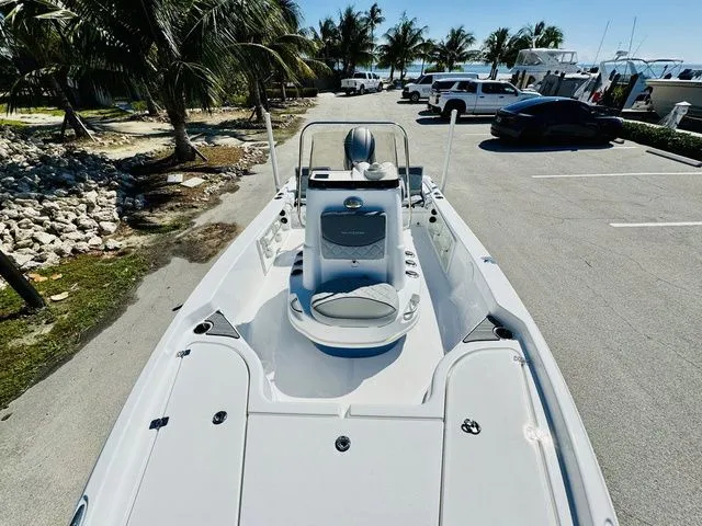 Slide: The Image of NauticStar 194 2024 - 16