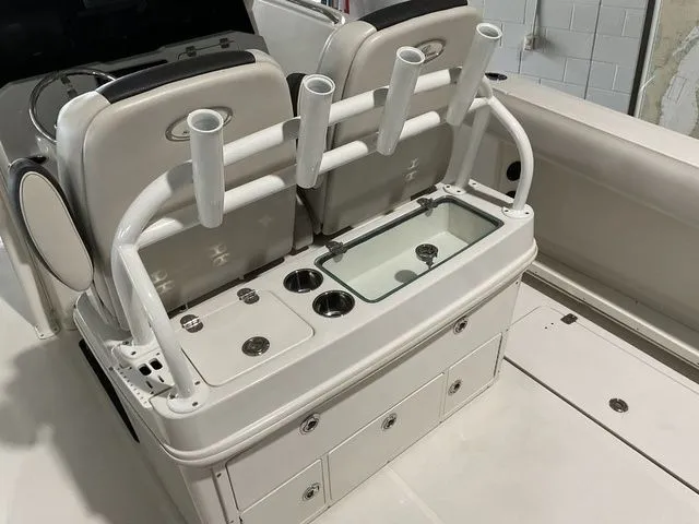 Slide: The Image of Sailfish 290 CC 2022 - 9