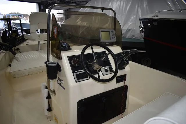 Slide: The Image of Key West 1720 Sportsman 2004 - 17