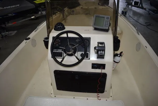 Slide: The Image of Key West 1720 Sportsman 2004 - 28