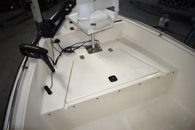 Slide: The Image of Key West 1720 Sportsman 2004 - 33