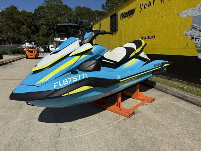 Slide: The Image of Yamaha FX Cruiser HO 2023 - 4