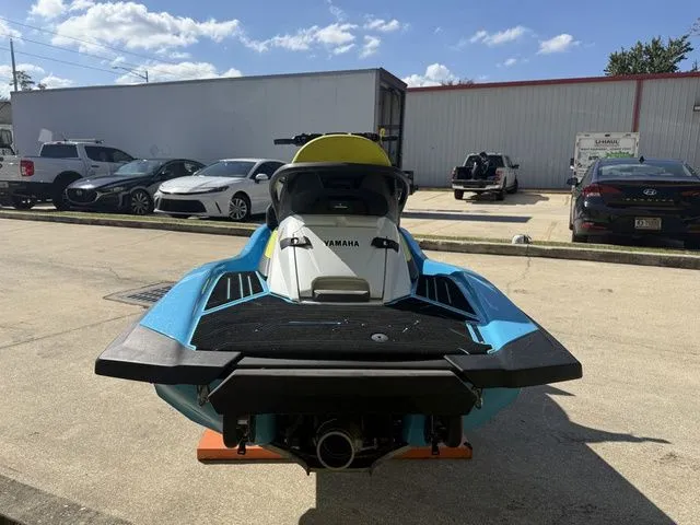 Slide: The Image of Yamaha FX Cruiser HO 2023 - 7