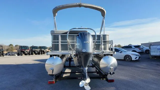 Slide: The Image of Sylvan Mirage 820 CRS 2026 - 13