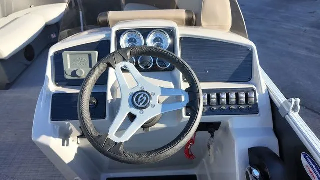 Slide: The Image of Sylvan Mirage 820 CRS 2026 - 28