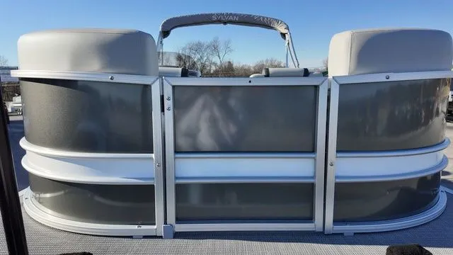 Slide: The Image of Sylvan Mirage 820 CRS 2026 - 9