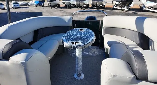 Slide: The Image of Sylvan MIRAGE 822LZ 2026 - 13