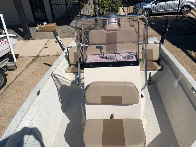 Slide: The Image of Xpress H20B Bay 2018 - 4