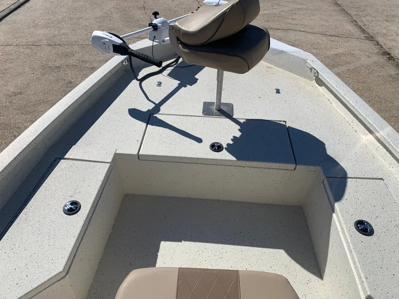 Slide: The Image of Xpress H20B Bay 2018 - 5