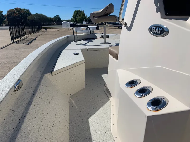 Slide: The Image of Xpress H20B Bay 2018 - 7