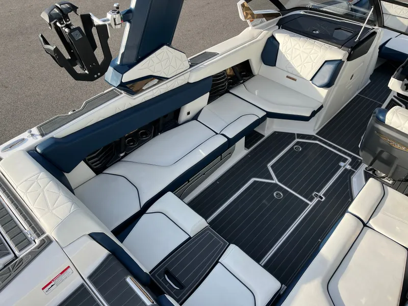 Slide: The Image of Nautique Super Air Nautique G23 Paragon 2023 - 10