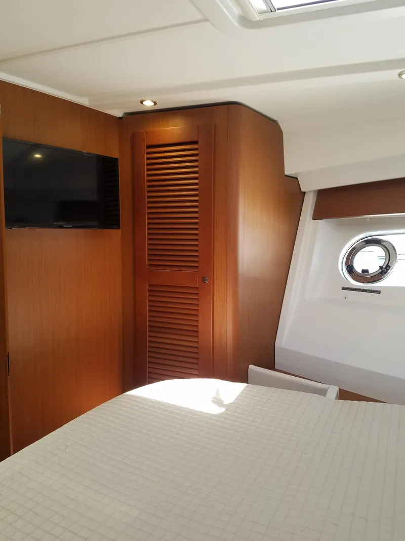 Slide: The Image of Beneteau Swift Trawler 35 2019 - 51
