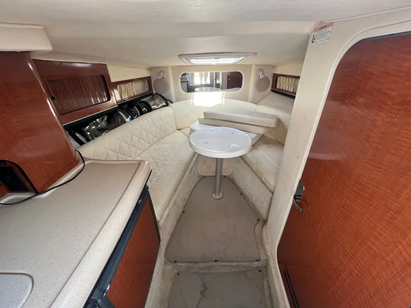 Slide: The Image of Sea Ray 290 Sun Sport 2004 - 18