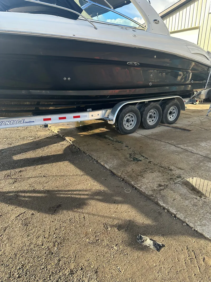 Slide: The Image of Sea Ray 290 Sun Sport 2004 - 5