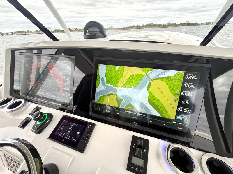 Slide: The Image of Intrepid 475 Panacea 2019 - 22