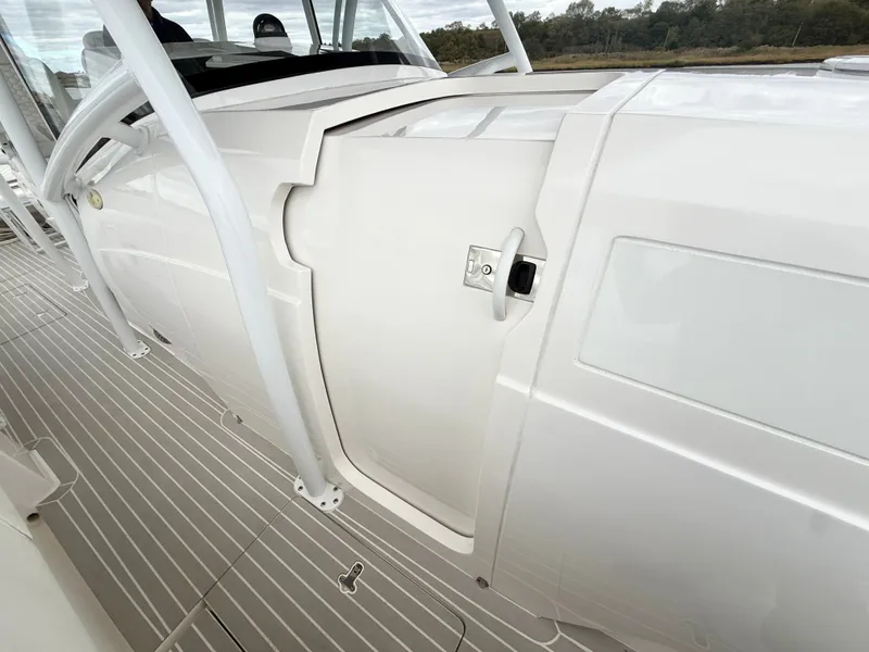 Slide: The Image of Intrepid 475 Panacea 2019 - 40