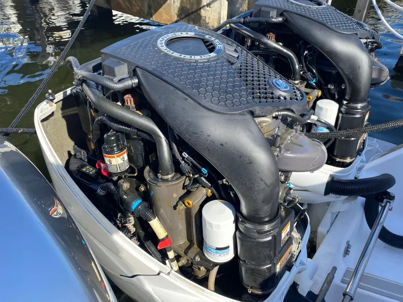 Slide: The Image of Intrepid 475 Panacea 2019 - 54