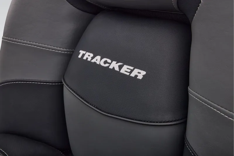 Slide: The Image of Tracker Pro Team 190 2026 - 35