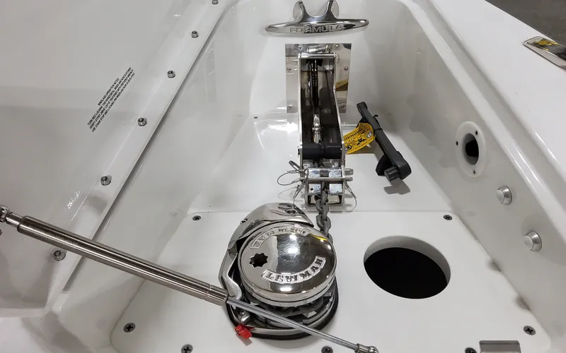 Slide: The Image of 2026 Formula 360 Crossover Bowrider 41 - 41