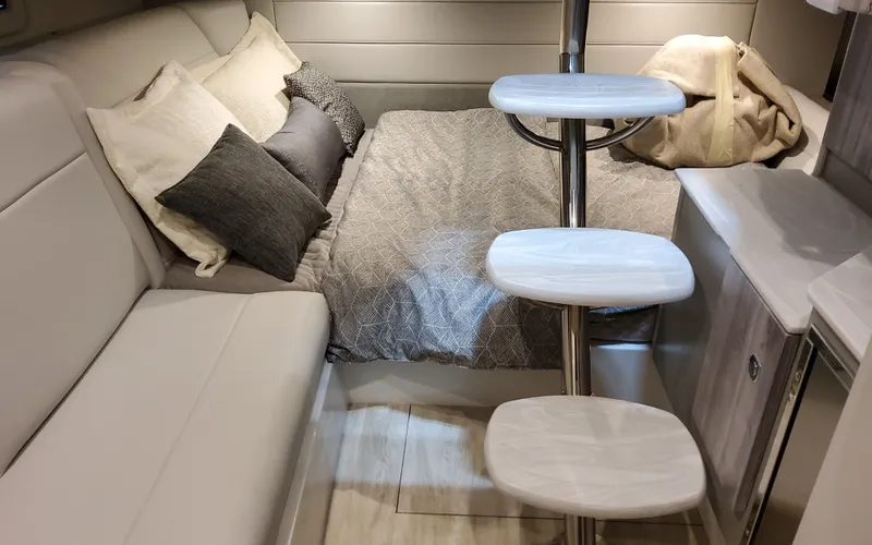 Slide: The Image of 2026 Formula 360 Crossover Bowrider 44 - 44