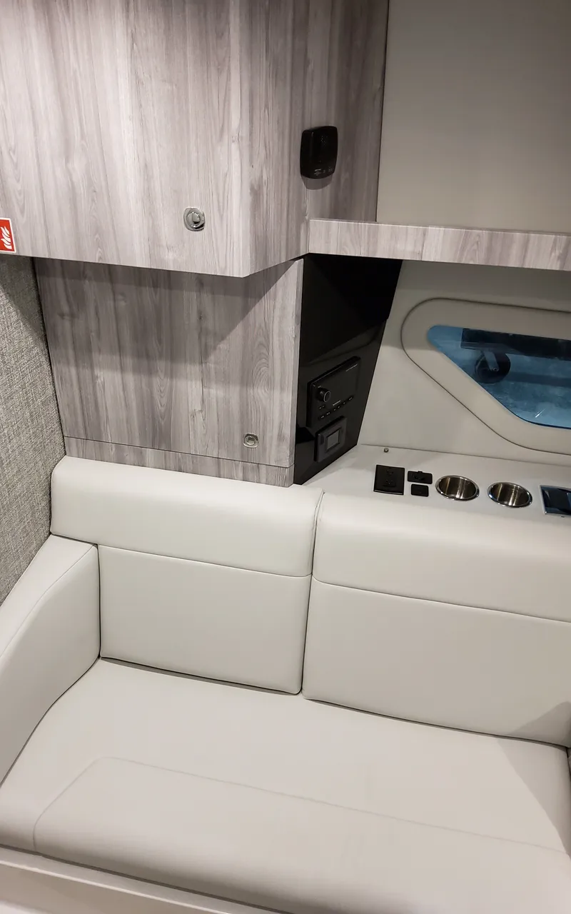 Slide: The Image of 2026 Formula 360 Crossover Bowrider 49 - 49