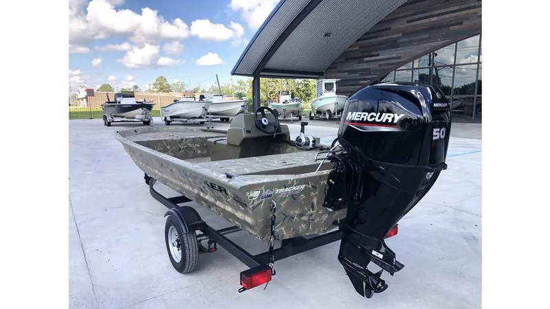 Slide: The Image of White River Grizzly 1648 MVX Jon 2024 - 9