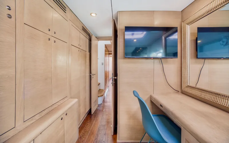 Slide: The Image of Luxurious cabin interior of 2013 Two Oceans OPEN OCEAN 750S yacht with modern amenities. - 47