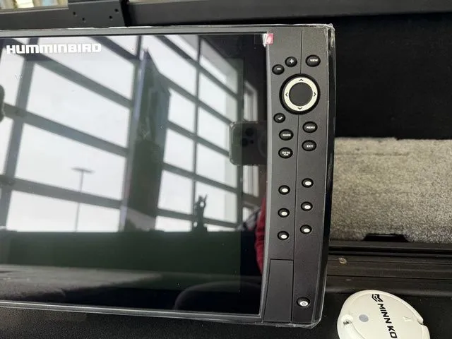 Slide: The Image of Alumacraft Competitor 195X Tiller 2026 - 16