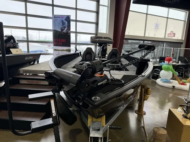 Slide: The Image of Alumacraft Competitor 195X Tiller 2026 - 3