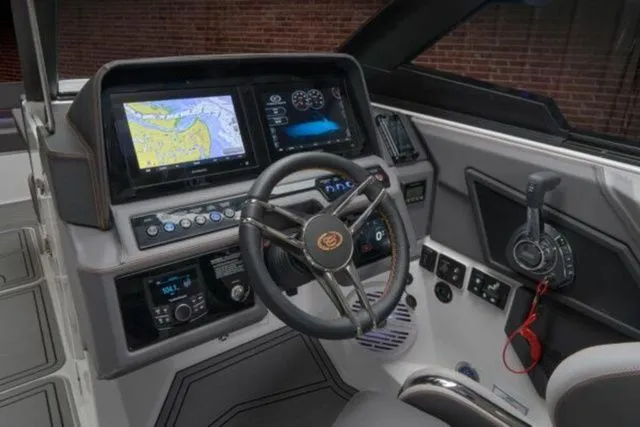 Slide: The Image of Cobalt R8 Surf 2026 - 9