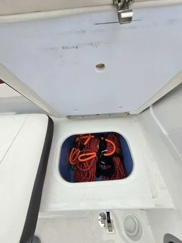 Slide: The Image of Tahoe 185 S 2023 - 4