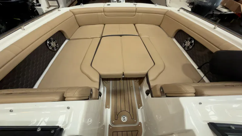 Slide: The Image of Sea Ray 290 SDX OUTBOARD 2022 - 11