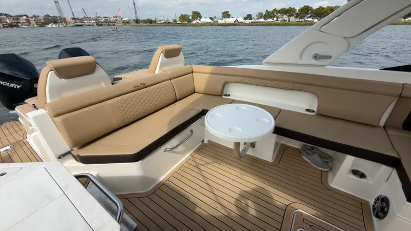 Slide: The Image of Sea Ray 290 SDX OUTBOARD 2022 - 30