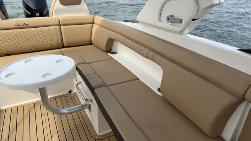 Slide: The Image of Sea Ray 290 SDX OUTBOARD 2022 - 27