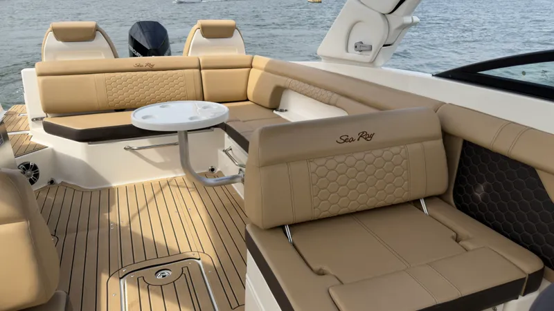 Slide: The Image of Sea Ray 290 SDX OUTBOARD 2022 - 22