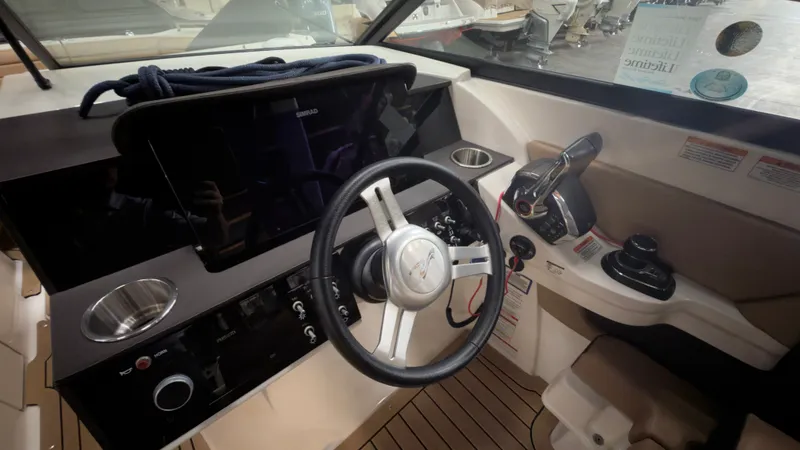 Slide: The Image of Sea Ray 290 SDX OUTBOARD 2022 - 8