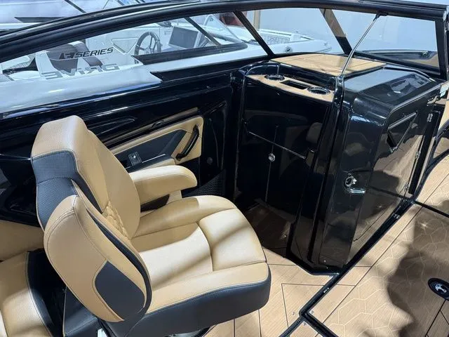 Slide: The Image of Yamaha 255XD 2026 - 17