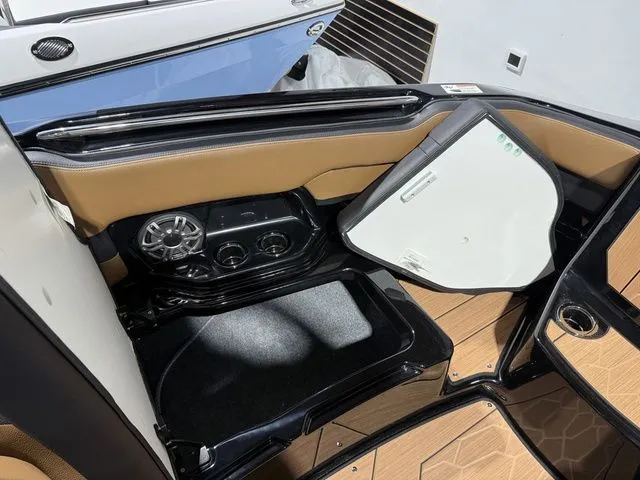 Slide: The Image of Yamaha 255XD 2026 - 29