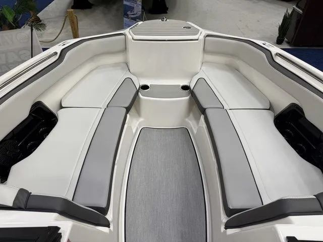 Slide: The Image of Yamaha AR250 2026 - 21