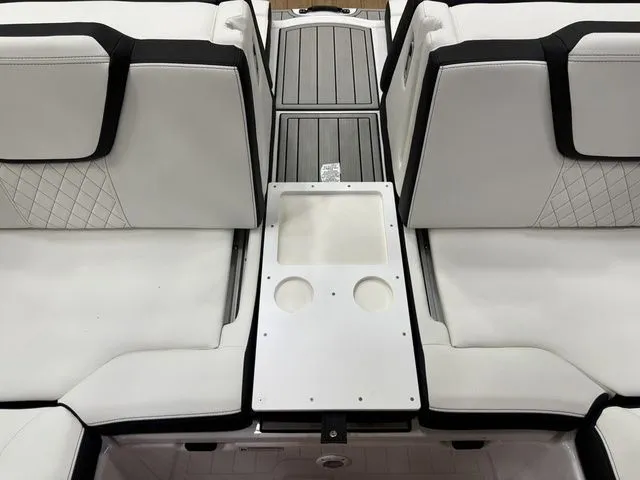 Slide: The Image of Yamaha 252SD 2026 - 10