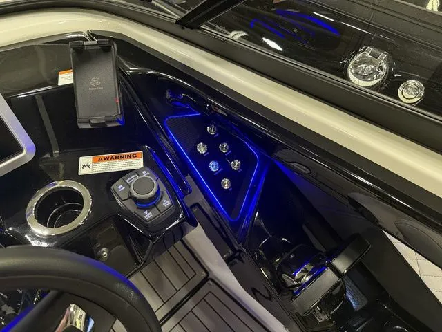 Slide: The Image of Yamaha 252SD 2026 - 14