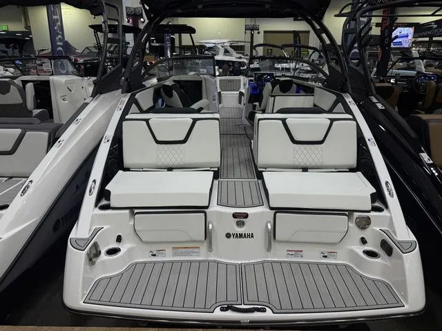 Slide: The Image of Yamaha 252SD 2026 - 2