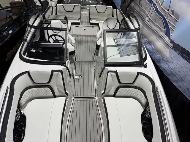 Slide: The Image of Yamaha 252SE 2026 - 39