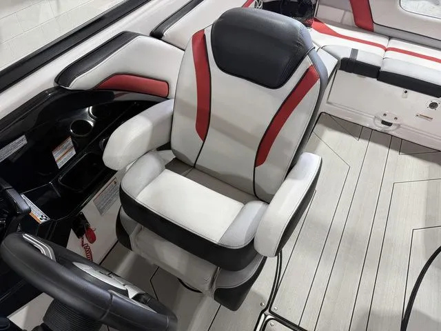 Slide: The Image of Yamaha 242X 2020 - 19