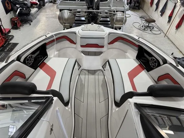 Slide: The Image of Yamaha 242X 2020 - 23