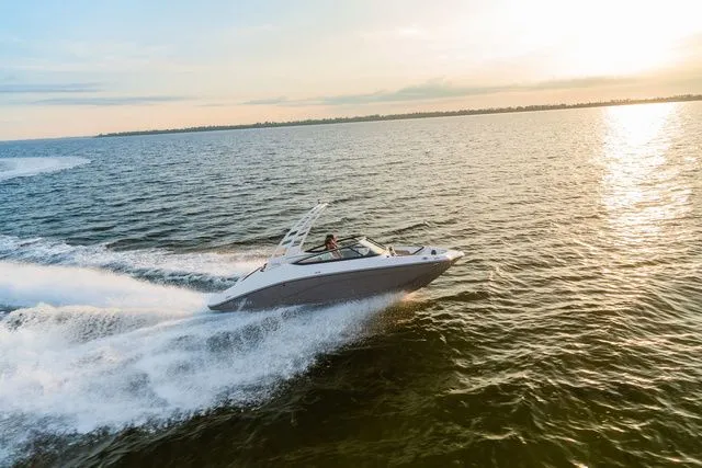 Slide: The Image of Yamaha 195S 2023 - 18