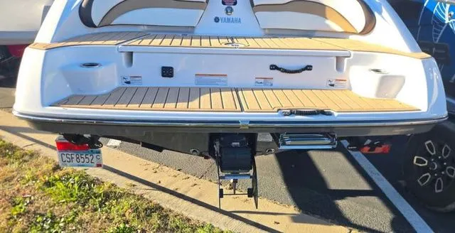 Slide: The Image of Yamaha 195S 2023 - 5