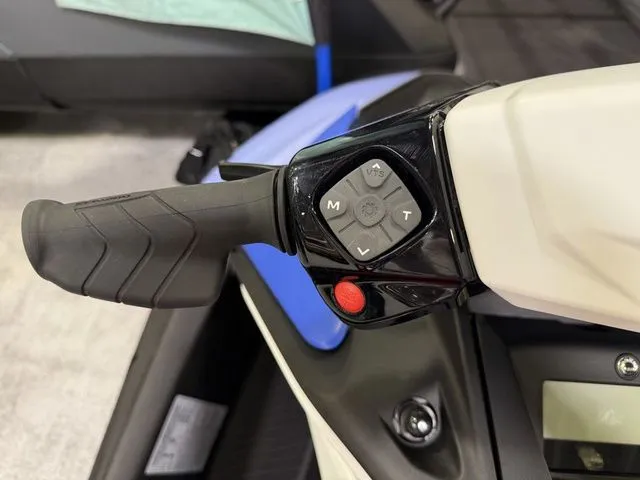 Slide: The Image of Sea-Doo Spark for 2 2026 - 9